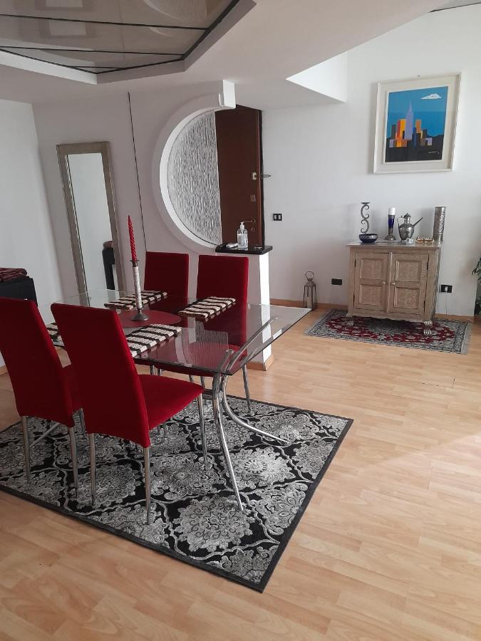 Corte Lambruschini Central Apartment With Free Covered Parking Генуя Экстерьер фото